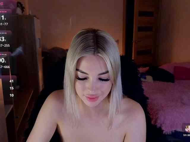 MilanaOmgReal webcam