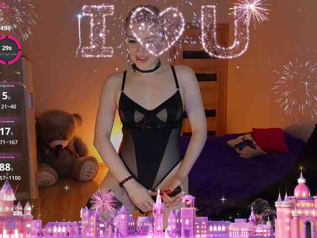MilanaOmgReal webcam