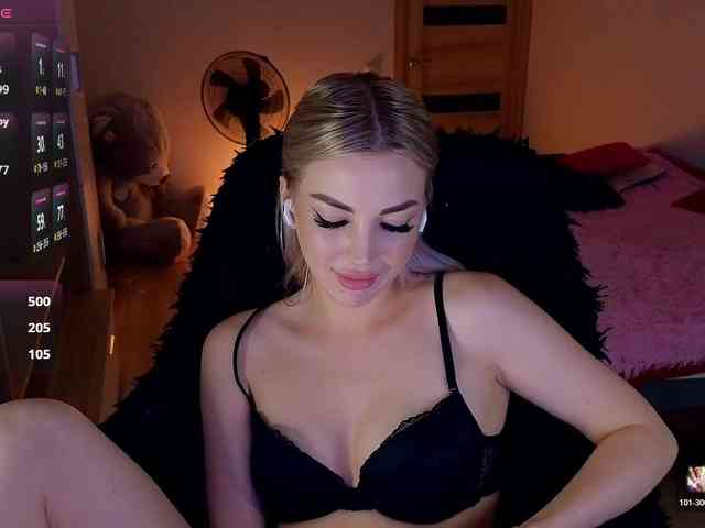 MilanaOmgReal webcam