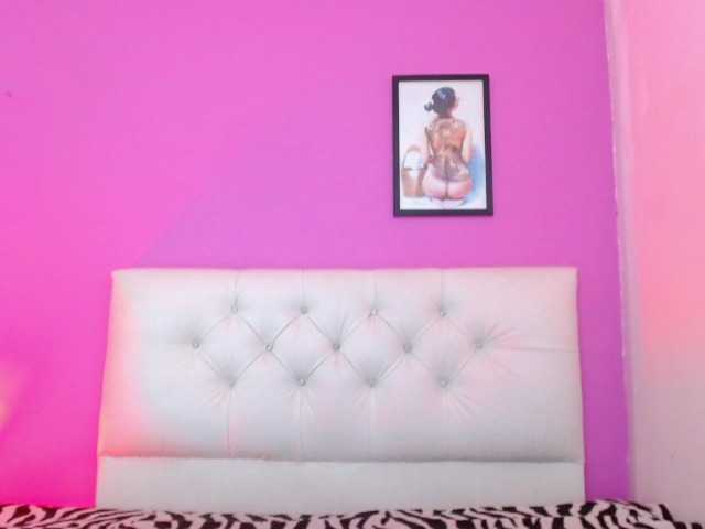 pamela666 live cam on BongaCams