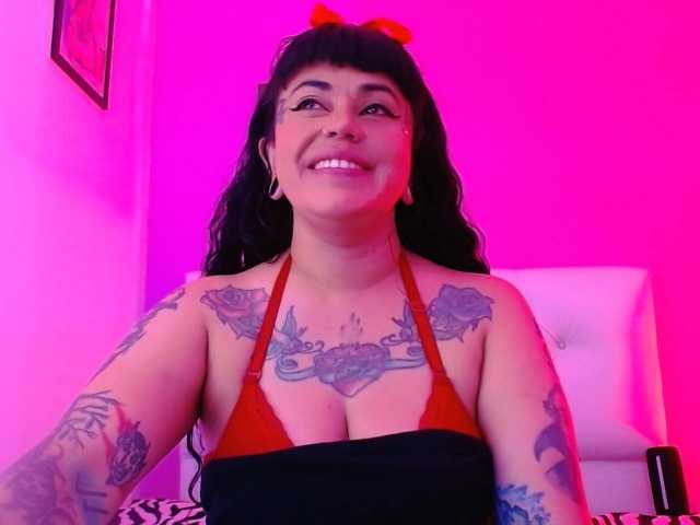 pamela666 live webcam show