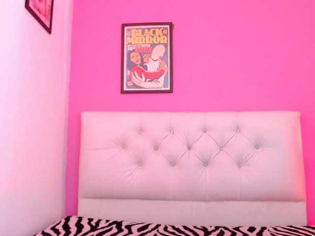 pamela666 live webcam show