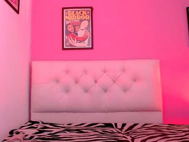 pamela666 live webcam show