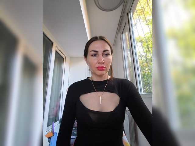 WOWLADY, en directo ahora en BongaCams