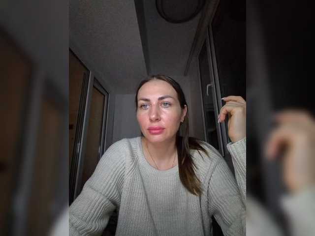 WOWLADY live cam preview