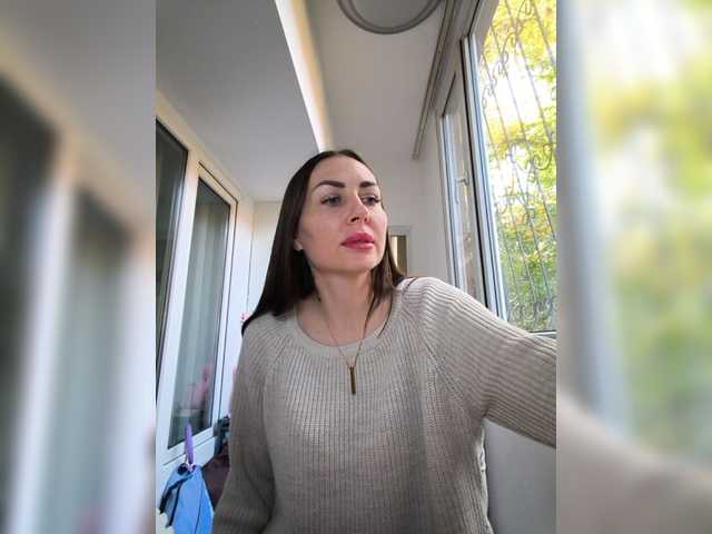 WOWLADY, en directo ahora en BongaCams