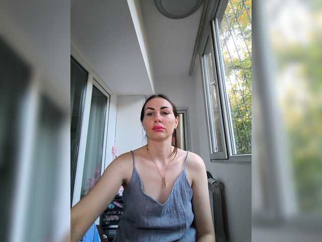 WOWLADY, live now on BongaCams