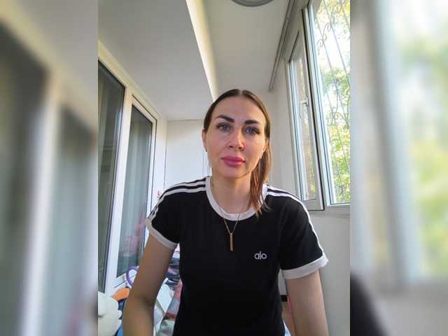 WOWLADY live cam on BongaCams