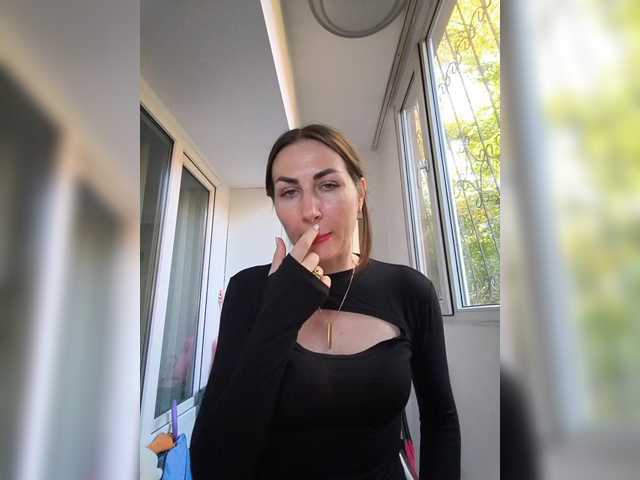 WOWLADY, en directo ahora en BongaCams
