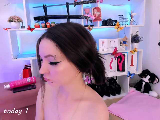AsyaSweeet webcam