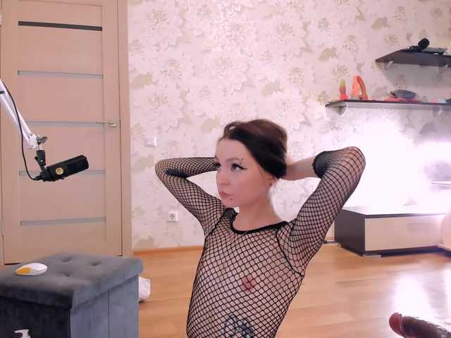 AsyaSweeet's BongaCams show and profile