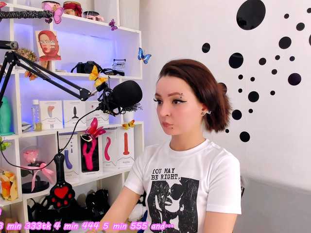 AsyaSweeet live cam on BongaCams