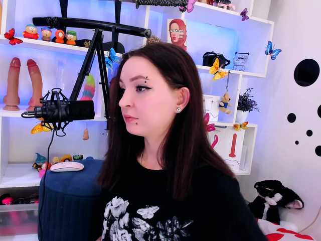 AsyaSweeet live cam on BongaCams