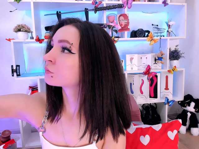 AsyaSweeet live cam on BongaCams