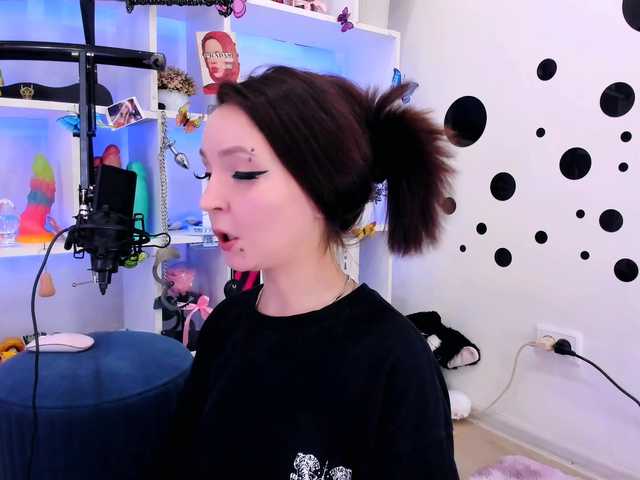 AsyaSweeet live cam on BongaCams