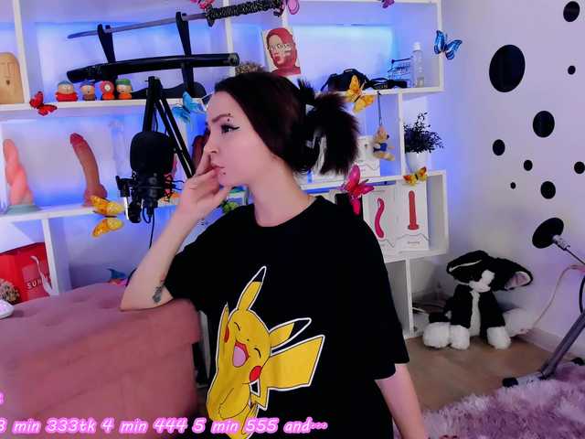 AsyaSweeet live cam on BongaCams