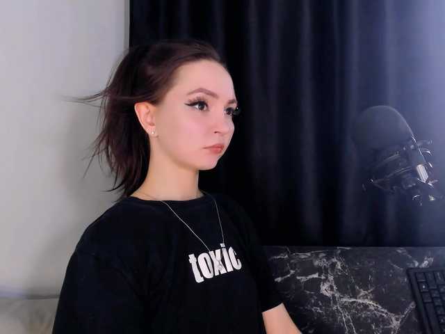 AsyaSweeet live webcam show
