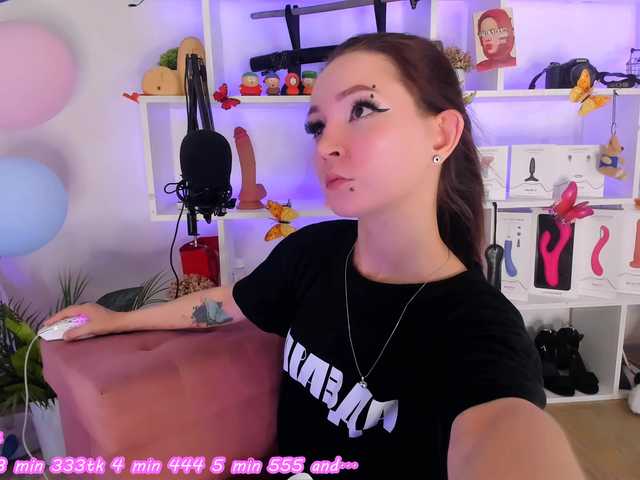AsyaSweeet live cam on BongaCams