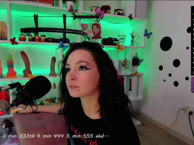 AsyaSweeet webcam
