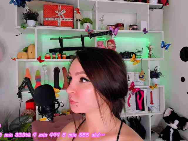 AsyaSweeet webcam