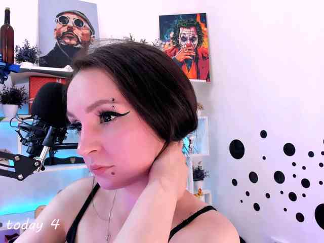 AsyaSweeet webcam