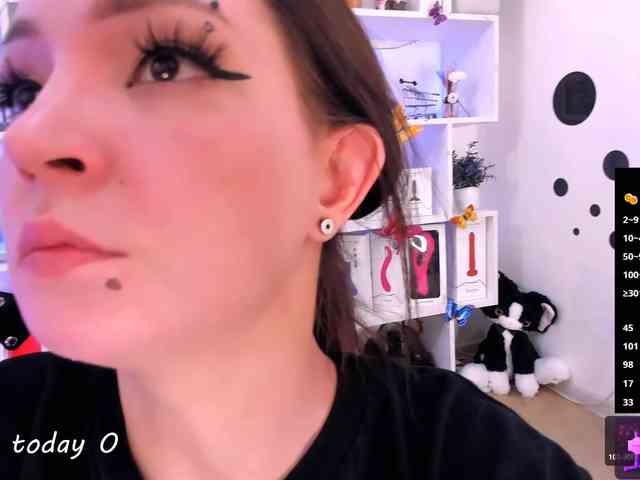 AsyaSweeet webcam