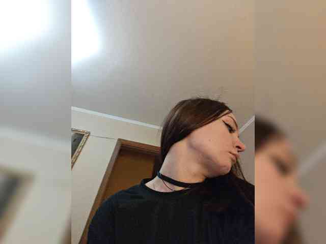 AsyaSweeet webcam