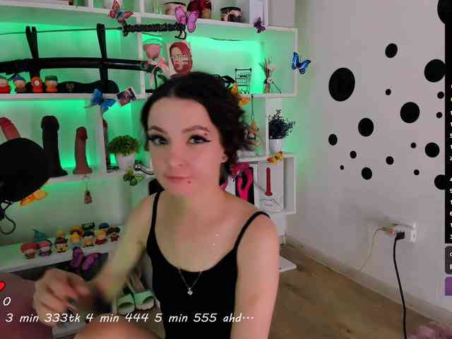 AsyaSweeet webcam