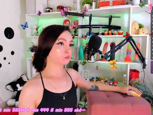 AsyaSweeet webcam