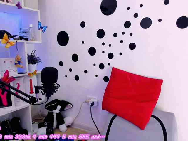 AsyaSweeet webcam