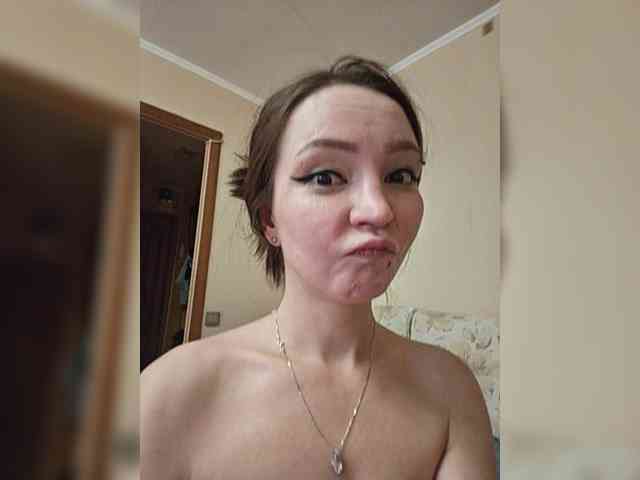 AsyaSweeet webcam