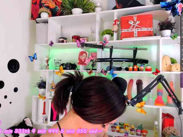 AsyaSweeet webcam
