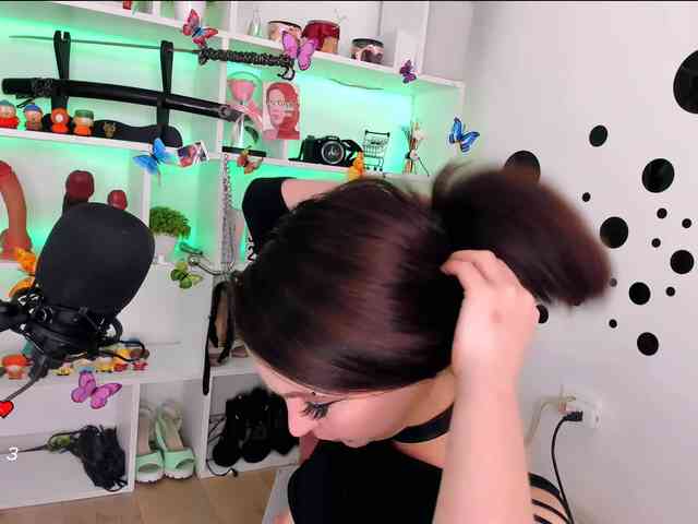AsyaSweeet webcam