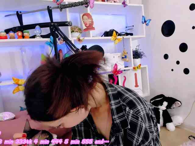 AsyaSweeet webcam