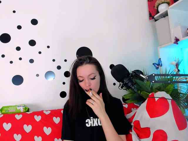 AsyaSweeet webcam
