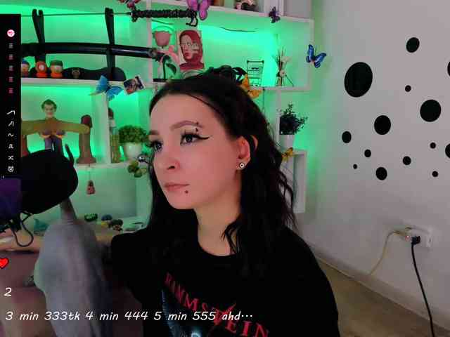 AsyaSweeet webcam