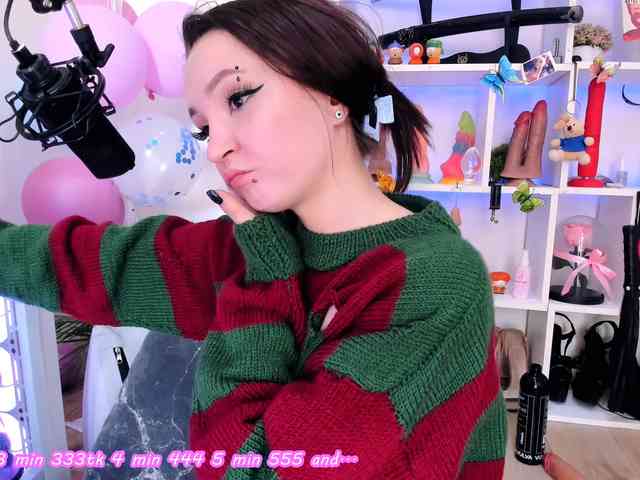 AsyaSweeet webcam