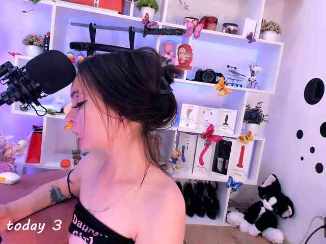 AsyaSweeet webcam