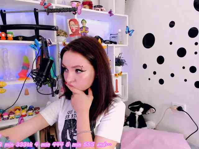 AsyaSweeet webcam