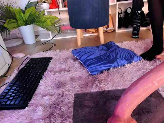 AsyaSweeet Live Webcam on BongaCams