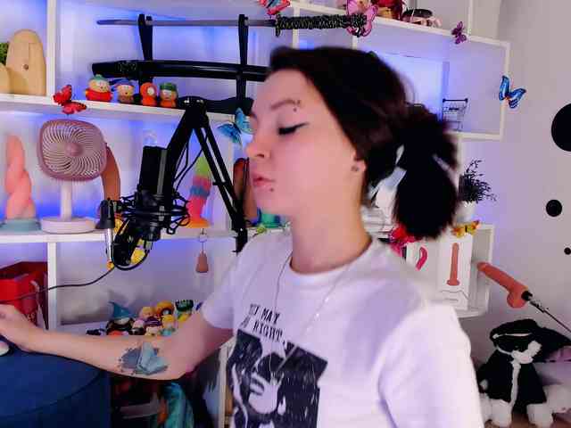 AsyaSweeet webcam