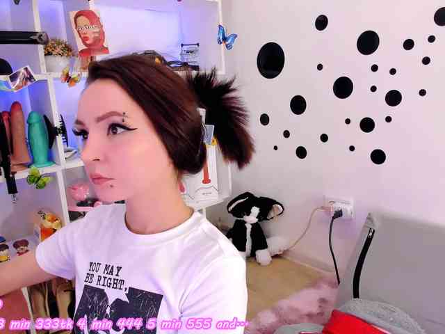 AsyaSweeet webcam
