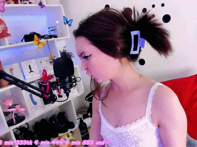 AsyaSweeet webcam