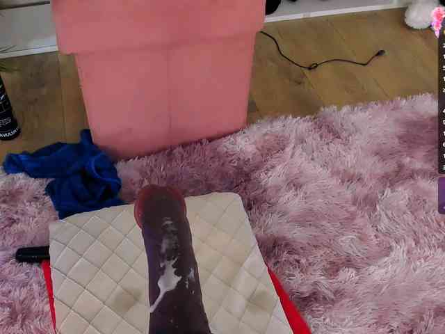 AsyaSweeet webcam