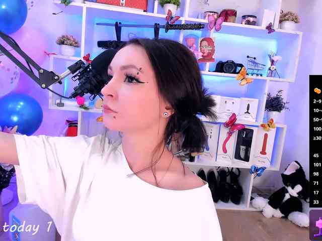 AsyaSweeet webcam