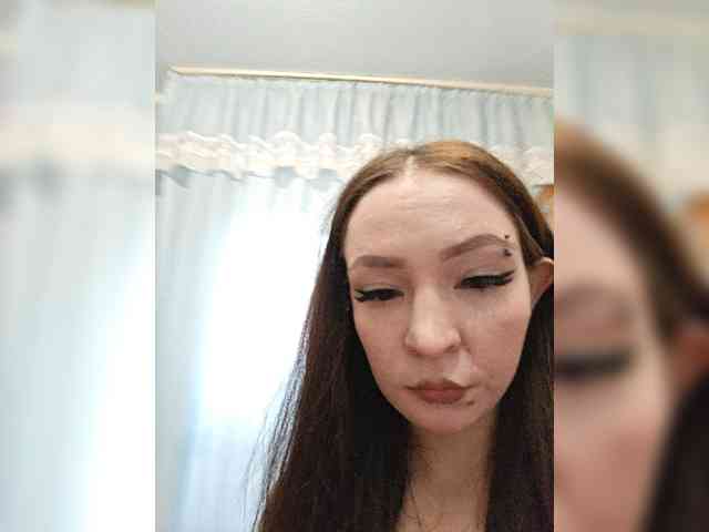 AsyaSweeet webcam