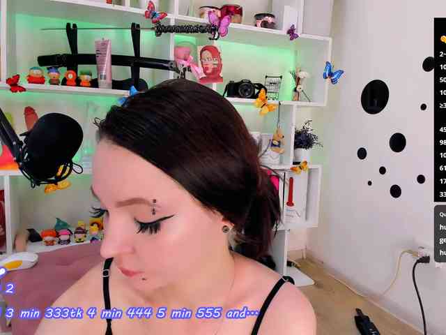 AsyaSweeet webcam