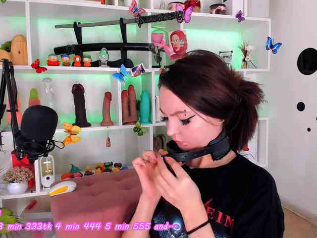 AsyaSweeet webcam