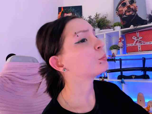 AsyaSweeet webcam