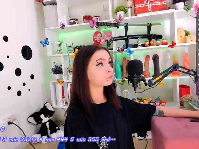 AsyaSweeet webcam